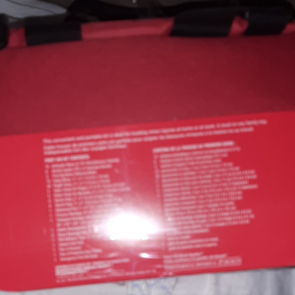 LIFE First Aid Kit 78 PIECES - Picture 3 of 4